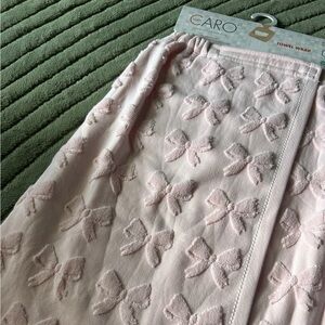 CARO home Pink Bow Patterned towel body wrap